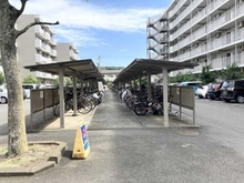 【神奈川県/横浜市戸塚区下倉田町】コープ野村戸塚下倉田 駐輪場