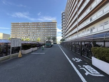 【神奈川県/横浜市栄区笠間】大船第三パークタウン G棟 敷地内