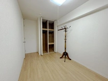 【神奈川県/横浜市戸塚区名瀬町】ネオコーポ戸塚 洋室：家具調度品は価格に含まれません