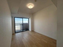 【神奈川県/横浜市戸塚区戸塚町】ライオンズガーデンヒルズ戸塚 洋室：約6.3帖