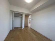 【神奈川県/横浜市戸塚区戸塚町】ライオンズガーデンヒルズ戸塚 洋室：約6.3帖