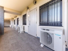 【神奈川県/横浜市戸塚区品濃町】ヴェレーナグラン東戸塚 玄関