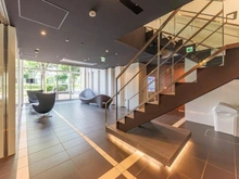 【神奈川県/横浜市戸塚区品濃町】ヴェレーナグラン東戸塚 ラウンジ