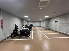【神奈川県/横浜市戸塚区品濃町】ヴェレーナグラン東戸塚 バイク置場