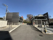 【神奈川県/横浜市戸塚区品濃町】Brillia東戸塚 駐車場