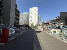 【神奈川県/横浜市戸塚区品濃町】Brillia東戸塚 駐車場