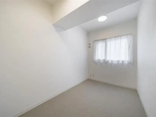 【神奈川県/横浜市戸塚区秋葉町】シティクレスト東戸塚 洋室