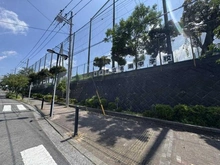 【神奈川県/横浜市戸塚区川上町】東急ドエルアルス東戸塚 名瀬中学校（現地より約95m）