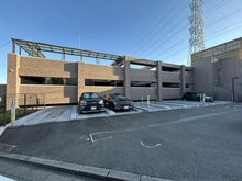 【神奈川県/横浜市戸塚区矢部町】サングレイス戸塚スカイガーデン 駐車場