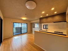 【大阪府/吹田市広芝町】リベール江坂 リビング・ダイニング