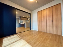 【大阪府/吹田市広芝町】リベール江坂 洋室