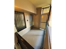 【大阪府/吹田市広芝町】リベール江坂 ポーチ