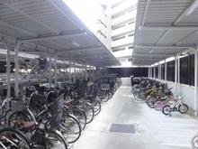 【大阪府/吹田市桃山台】グランファースト千里桃山台 7号棟 駐輪場