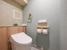 【大阪府/大阪市西区京町堀】リーガル江戸堀ウエストパーク トイレ