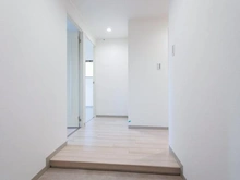 【大阪府/箕面市小野原東】コープ野村ウィンディ北千里 玄関