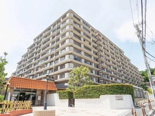 【大阪府/吹田市山田東】千里台スカイハイツ A棟 外観