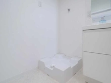 【大阪府/吹田市山田東】千里台スカイハイツ A棟 洗面所：洗濯機置場