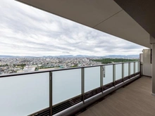 【大阪府/堺市堺区三国ヶ丘御幸通】プラウドタワー堺東 バルコニー