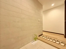 【大阪府/吹田市垂水町】ステイツグラン吹田垂水町 玄関