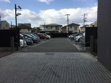 【大阪府/吹田市垂水町】ウェリス吹田豊津シティハウス 駐車場