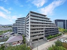 【大阪府/豊中市新千里南町】エスリード千里桃山台 外観
