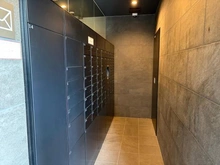 【大阪府/豊中市永楽荘】レーベン豊中永楽荘ヒルズ 宅配BOX