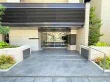 【大阪府/吹田市長野東】プラウド吹田千里丘テラス アプローチ