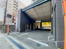 【大阪府/大阪市淀川区宮原】ローレルコート新大阪 駐車場