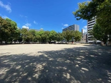 【大阪府/大阪市淀川区宮原】ローレルコート新大阪  北中島公園（現地より約50m）