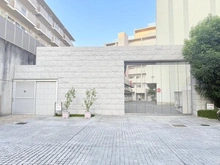 【大阪府/吹田市山田西】プラウド千里山田 ゲートシャッター付駐車場