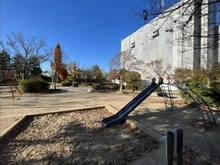 【大阪府/吹田市桃山台】グランファースト千里桃山台 7号棟 にれのき公園（現地より約10m）