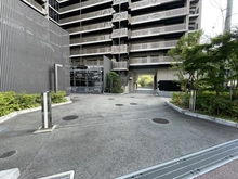 【兵庫県/宝塚市栄町】ザ・パークハウス宝塚 敷地内