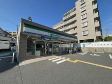 【大阪府/吹田市長野西】プラウド吹田千里丘サウスヒル ファミリーマート吹田長野西店（現地より約100m）：