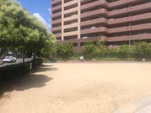 【大阪府/吹田市長野西】プラウド吹田千里丘サウスヒル  山田川公園（現地より約50m）：