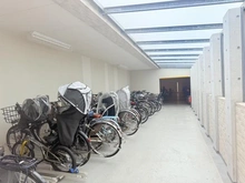 【大阪府/吹田市藤白台】プラウド北千里 駐輪場