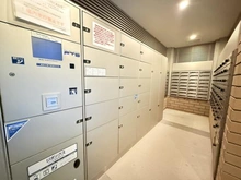 【大阪府/吹田市藤白台】プラウド北千里 宅配ボックス