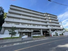 【大阪府/吹田市山田東】エスリード万博公園 外観