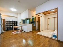 【大阪府/大阪市淀川区西中島】セントラル新大阪 リビング・ダイニング