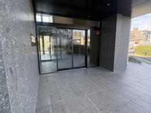 【大阪府/堺市北区中百舌鳥町】サンメゾンなかもず駅前II エントランス