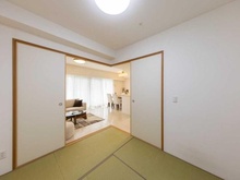 【大阪府/大阪市淀川区宮原】ローレルコート新大阪 和室