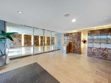 【大阪府/吹田市垂水町】ステイツグラン吹田垂水町 エントランス