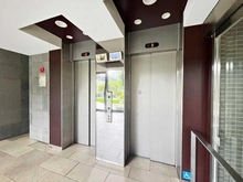 【大阪府/吹田市垂水町】ステイツグラン吹田垂水町 エントランス