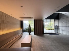 【大阪府/吹田市片山町】プラウド吹田 ロビー