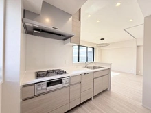 【大阪府/吹田市片山町】プラウド吹田 キッチン