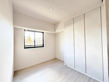 【大阪府/吹田市片山町】プラウド吹田 洋室