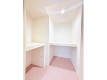 【滋賀県/大津市朝日が丘】ユニハイム大津朝日ヶ丘 ウォークインクローゼット