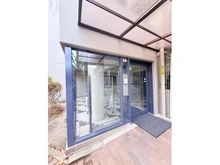 【滋賀県/大津市朝日が丘】ユニハイム大津朝日ヶ丘 裏エントランス