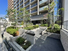 【大阪府/箕面市船場西】プラウド箕面船場 アプローチ