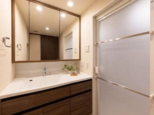 【大阪府/箕面市船場西】プラウド箕面船場 洗面所