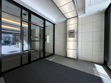 【大阪府/吹田市南金田】プラウド江坂サウスマーク エントランス